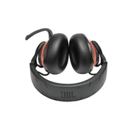 JBL Quantum 810 Wireless 10