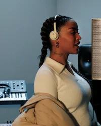 Freestyle Headphones Greige 6