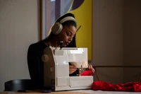 MONDO Over-Ear Greige 6