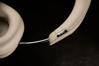 MONDO Over-Ear Greige 11