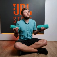 JBL Charge 5 Teal 6